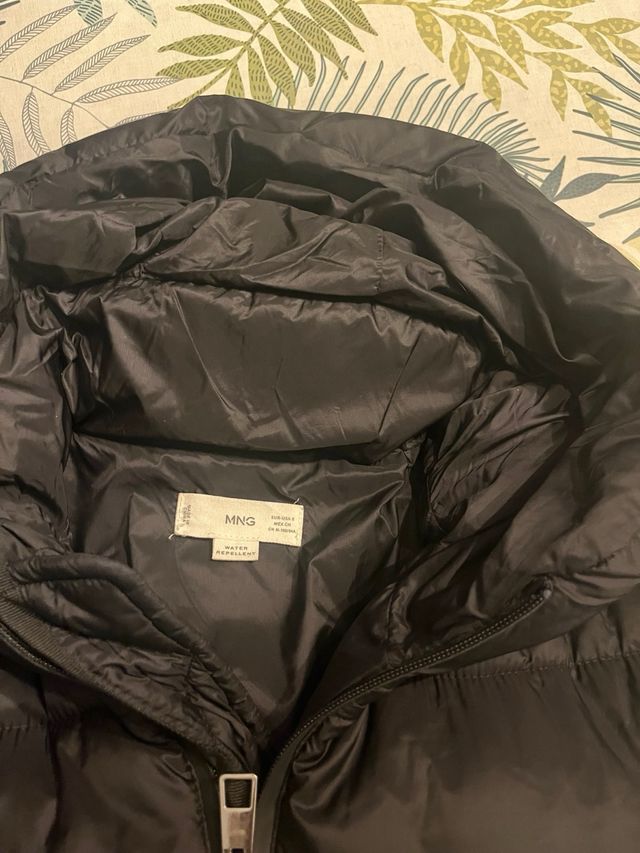 Plumas Mujer Mango Talla S Negra Impermeable