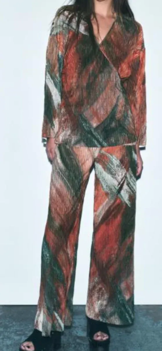 Conjunto Zara Kimono y Pantalón Estampado