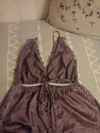 Mono corto satén lencería talla M