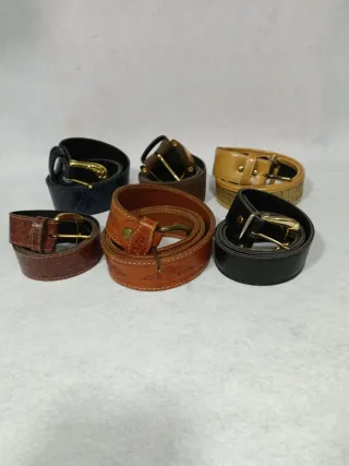 Lote 11 cinturones piel y polipiel.