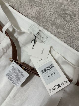 Pantalones Zara blancos con cinturón