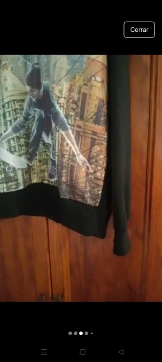 Sudadera con capucha y estampado