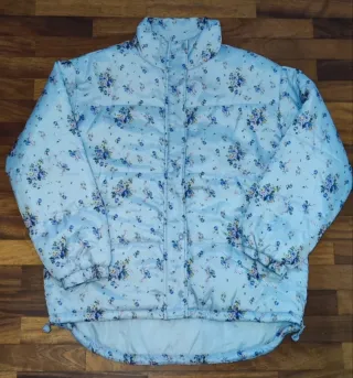 Cazadora floral azul talla XL
