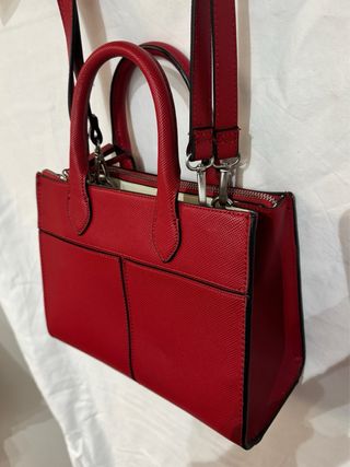 Bolso rojo Zara