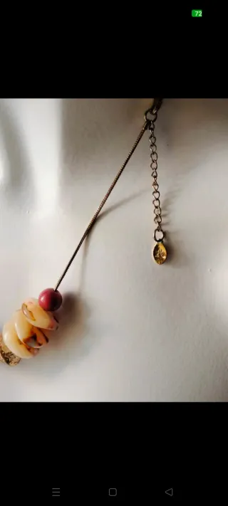 Collar vintage multicolor y gris