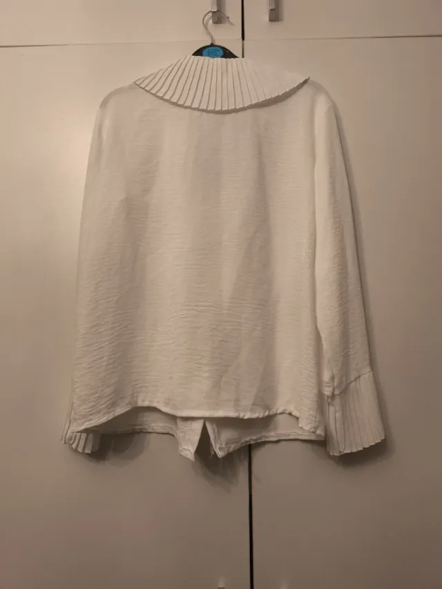 Camisa NEOLA RUIZ blanca con volantes