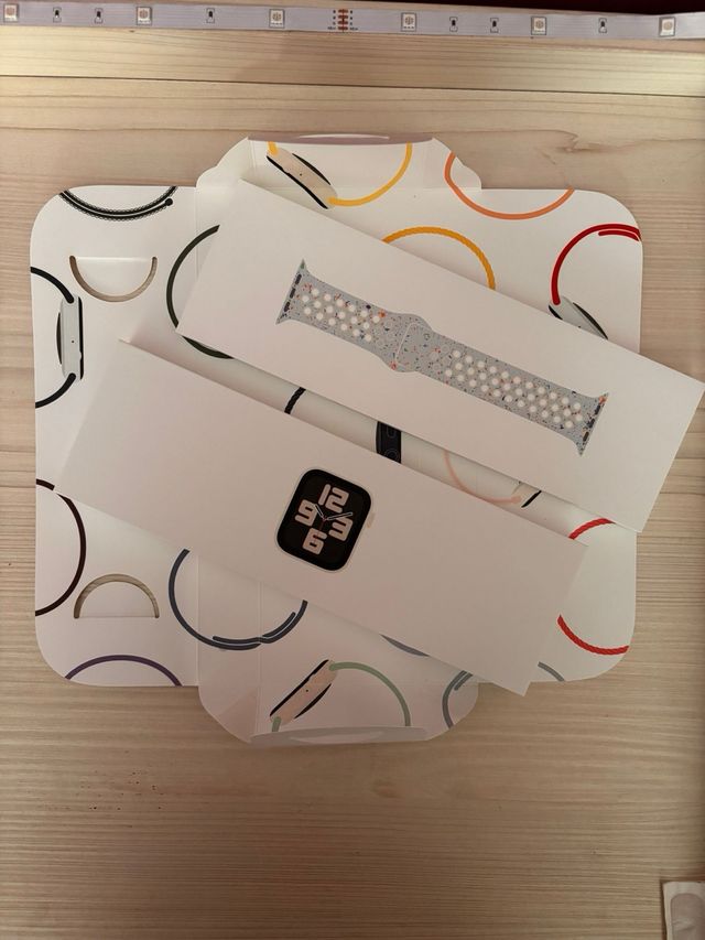 Apple Watch SE (GPS) Oro Blanco