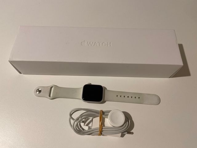 Apple Watch Series 4 Plata/Blanco 40MM