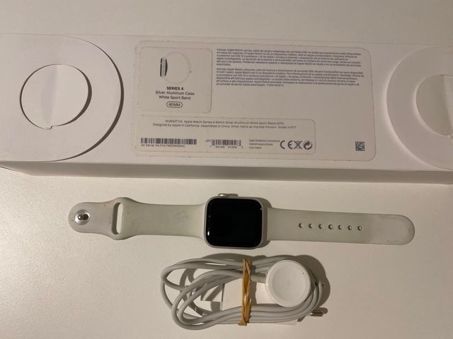 Apple Watch Series 4 Plata/Blanco 40MM