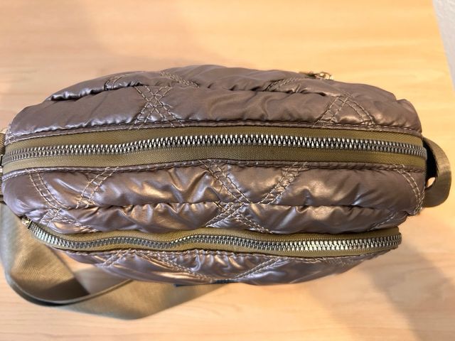 Bolso acolchado cobre