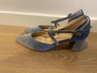 Zapatos Loov Shoes grises de terciopelo