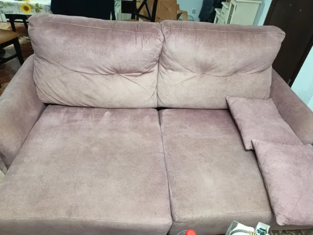 Sofás cama  poco uso. 1 de 3 plazas y el otro de 2