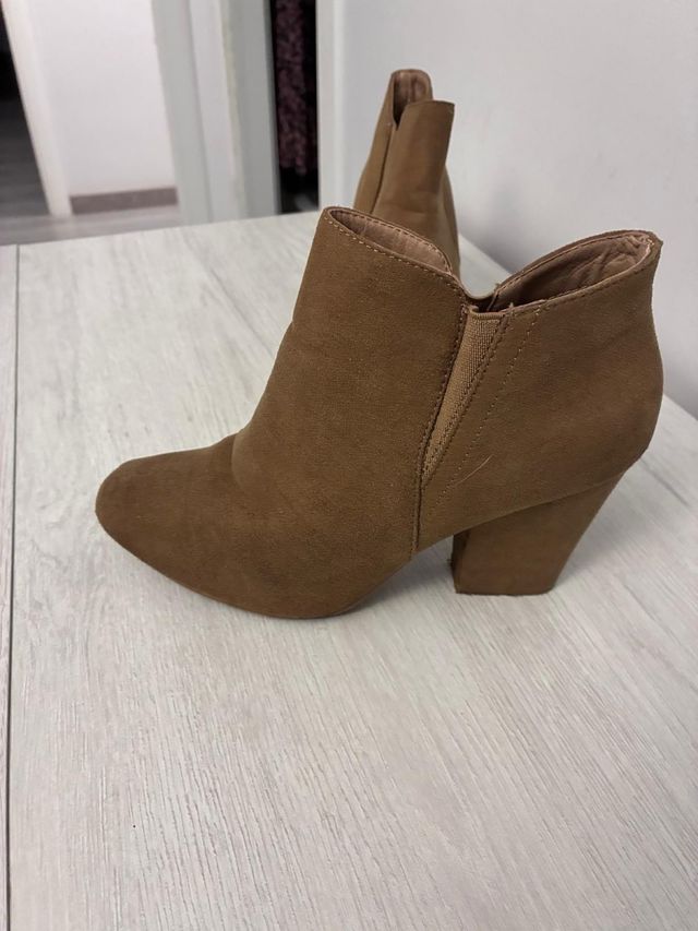 Botines Lefties Marrones Tacon