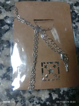 Collar atrapasueños con plumas