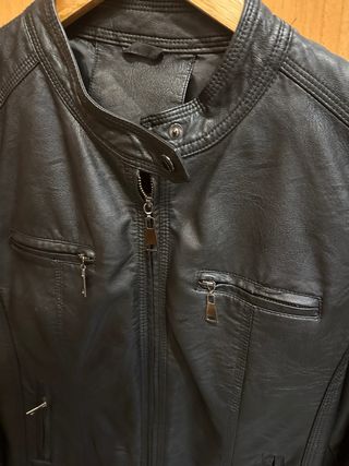 Chaqueta mujer de cuero sintético negra talla 42