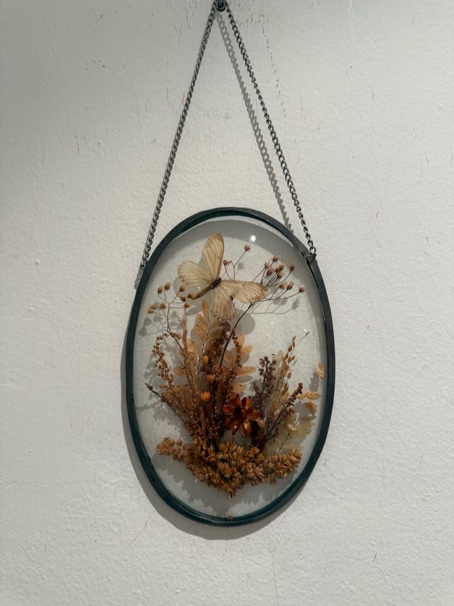 Cuadro vintage mariposa y flores secas