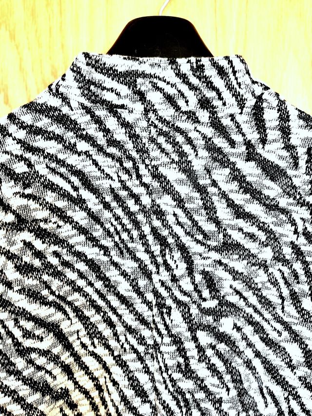 Chaqueta Mango Estampado Cebra Talla M