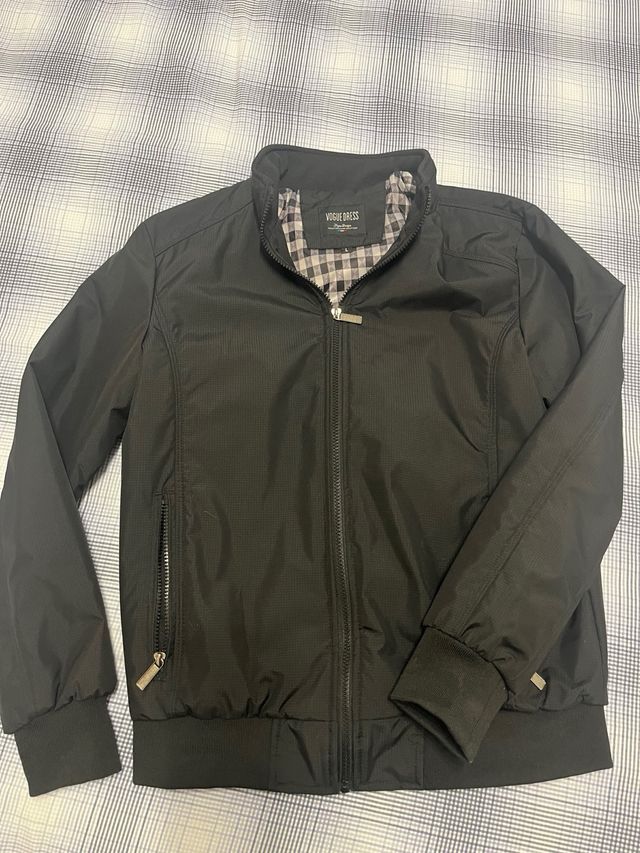 Chaqueta Negra Talla L