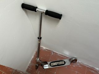 Patinete Empire plateado