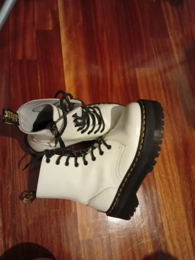 Botas Dr. Martens Cuero Plataforma Blancas