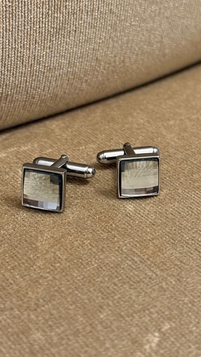 Gemelos Swarovski Cuadrados Plata y Gris