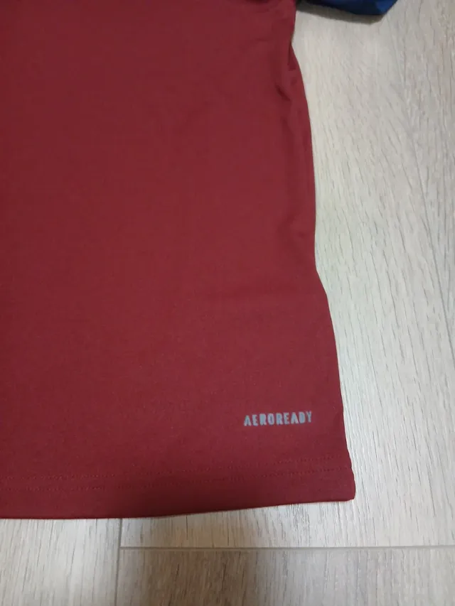 Polo Adidas niño Talla 152 (11-12 años)