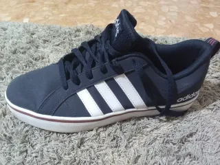 Zapatillas Adidas Azul y Blanco