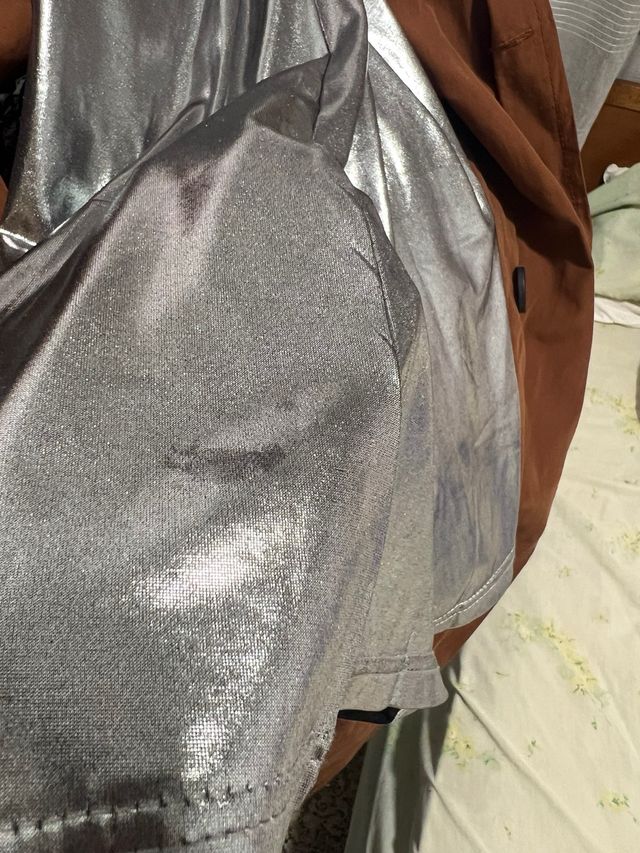 Camiseta plateada metalizada QMN Woman