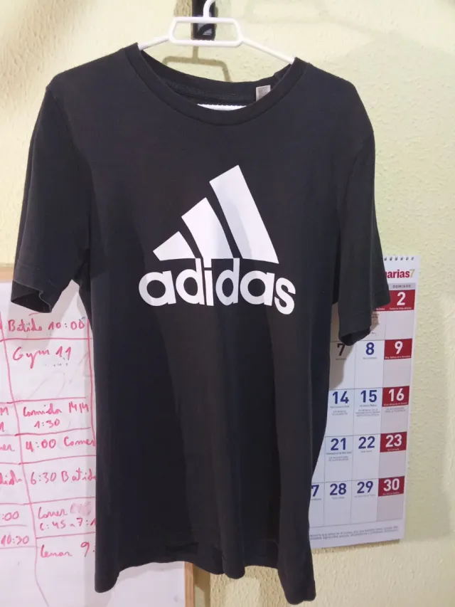 Camiseta Adidas Negra
