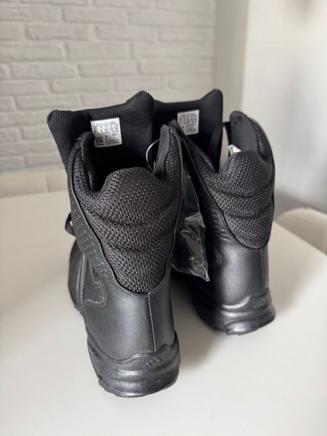 39 1/3 Botas Adidas GSG 9.2 policía seguridad