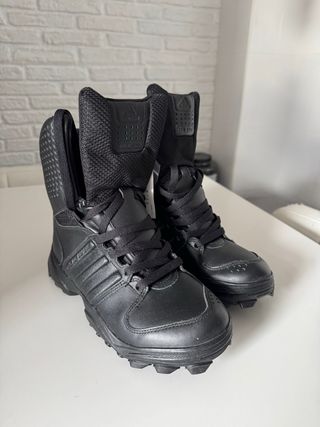 39 1/3 Botas Adidas GSG 9.2 policía seguridad