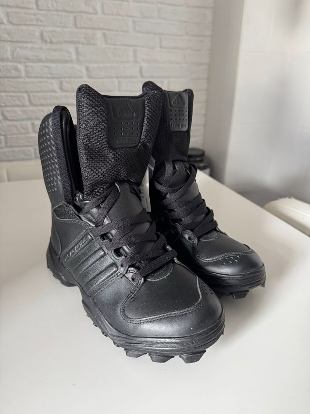 39 1/3 Botas Adidas GSG 9.2 policía seguridad