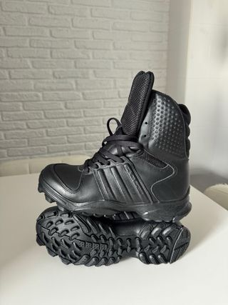 39 1/3 Botas Adidas GSG 9.2 policía seguridad