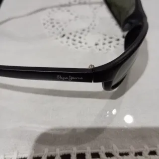 Gafas de sol Pepe Jeans negras y verdes