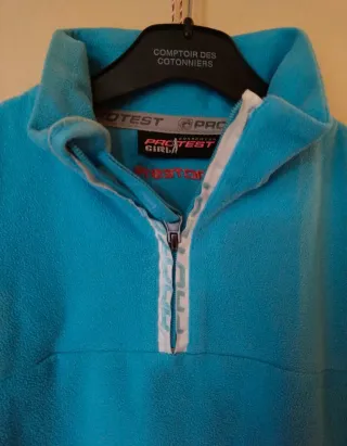 Sudadera azul Protest