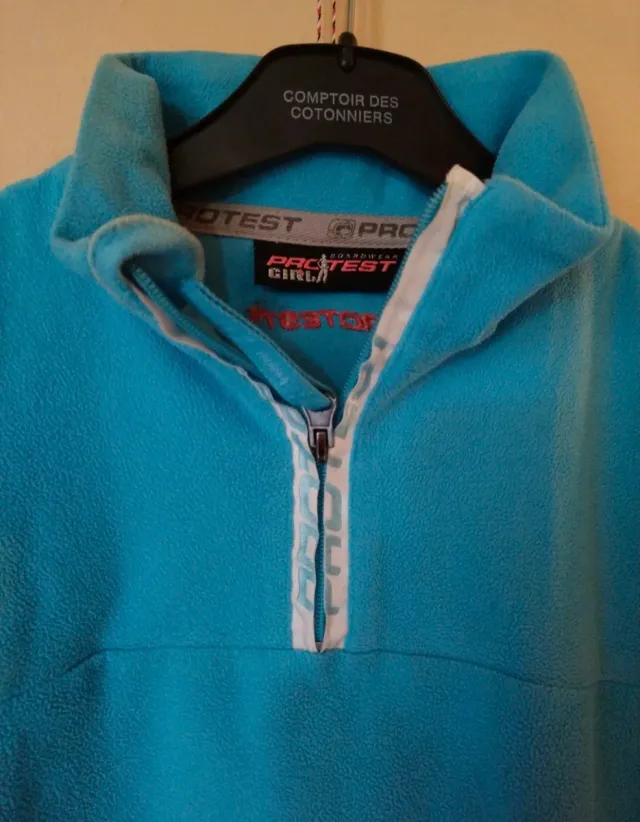 Sudadera azul Protest