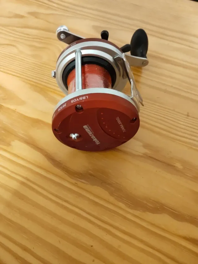 Carrete Pesca Yokozuna Tunna 500GL Naranja