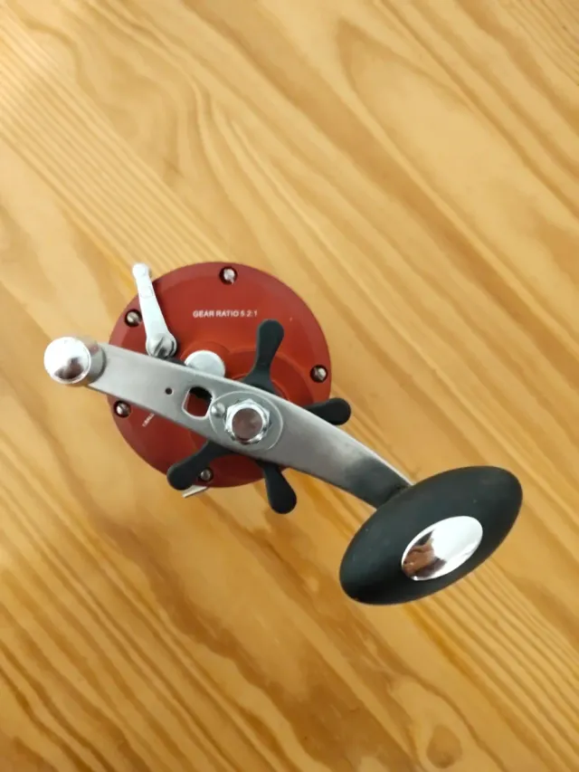 Carrete Pesca Yokozuna Tunna 500GL Naranja