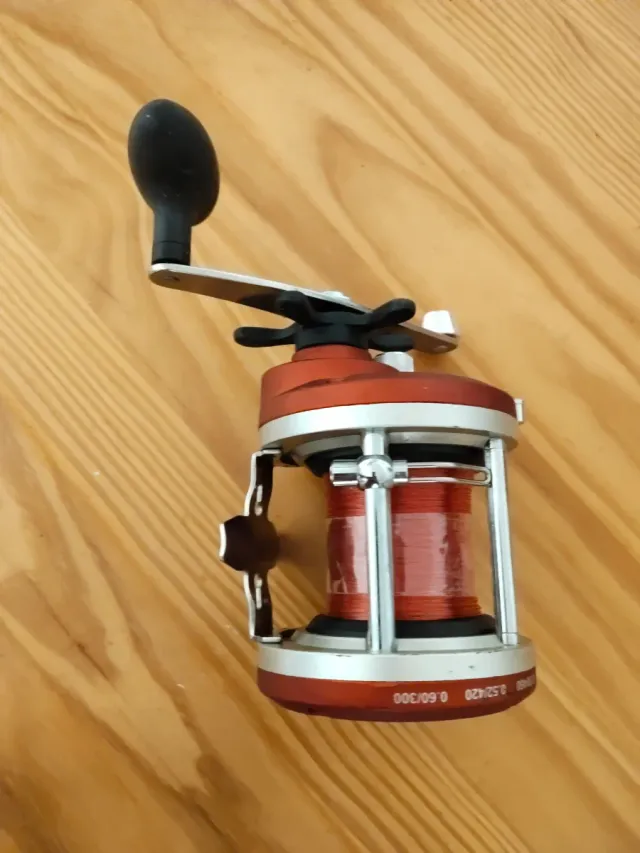 Carrete Pesca Yokozuna Tunna 500GL Naranja