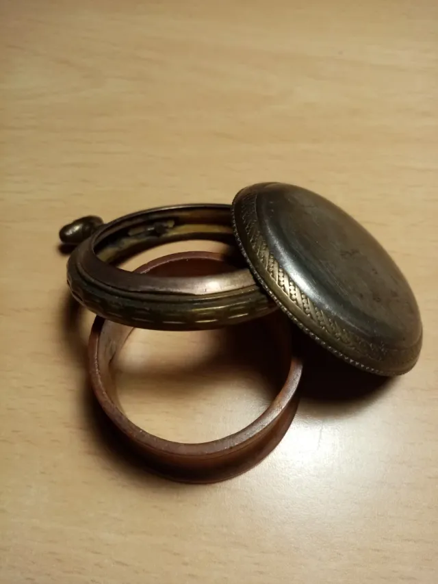 Caja de reloj de bolsillo