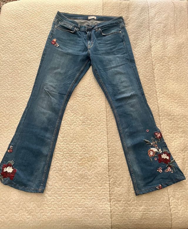 Pantalones vaqueros campana (flare), tallas varias