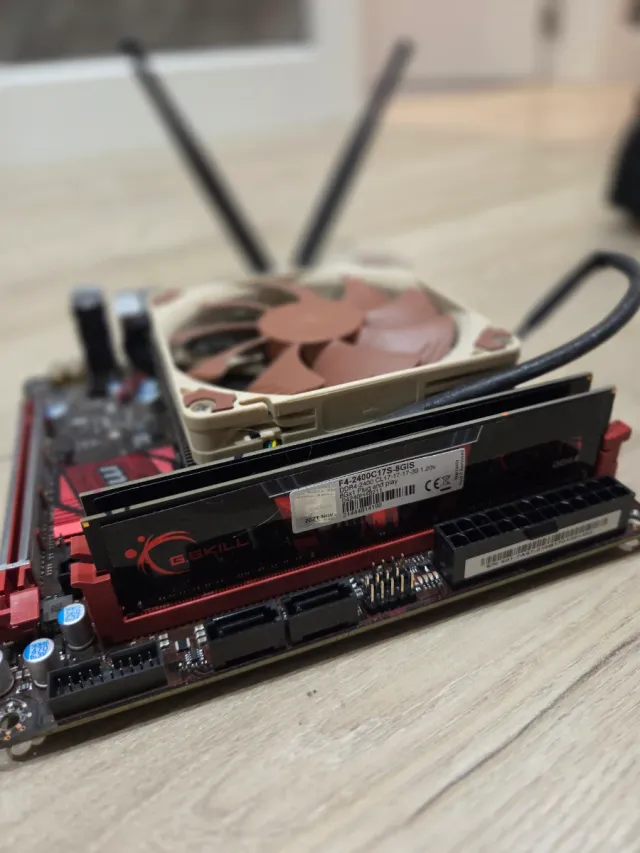 Placa Base Mini-ITX MSI Gaming Plus