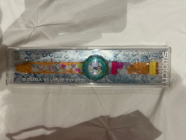 Reloj Swatch Scuba Diver 200m Multicolor