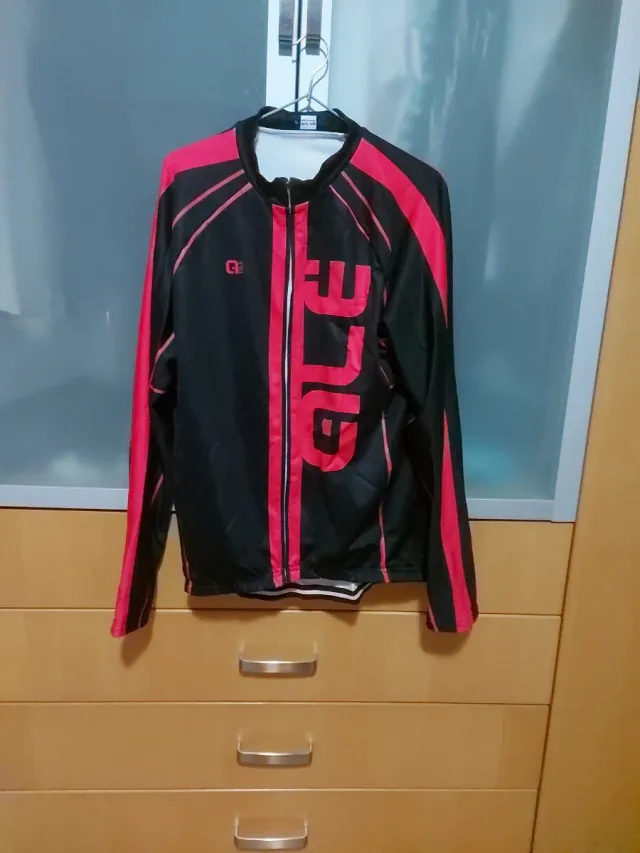 Chaqueta Ciclismo Negra y Roja