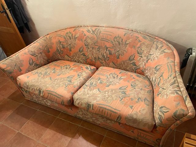 Sofá 2 plazas estampado floral