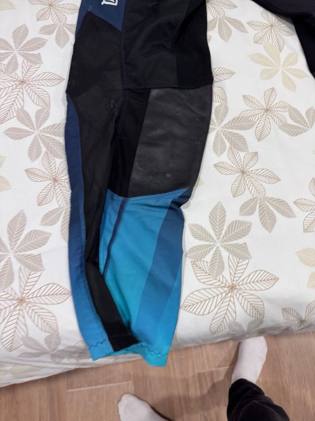 Camiseta Husqvarna S3 + Pantalón Regalo