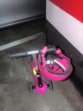 Patinete infantil rosa + casco