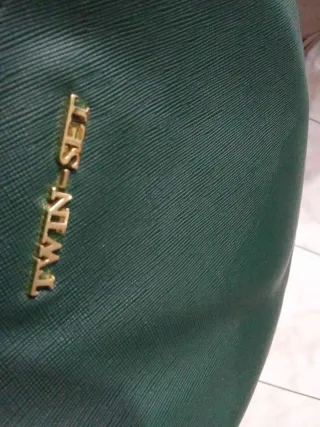 Borsa Twin Set verde con dettagli oro