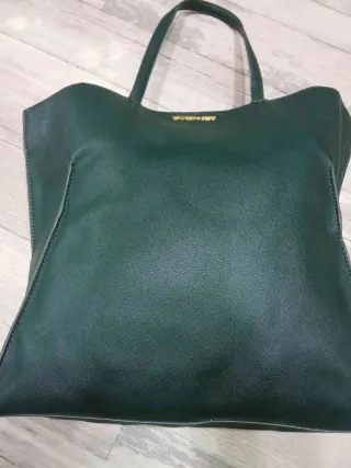 Borsa Twin Set verde con dettagli oro