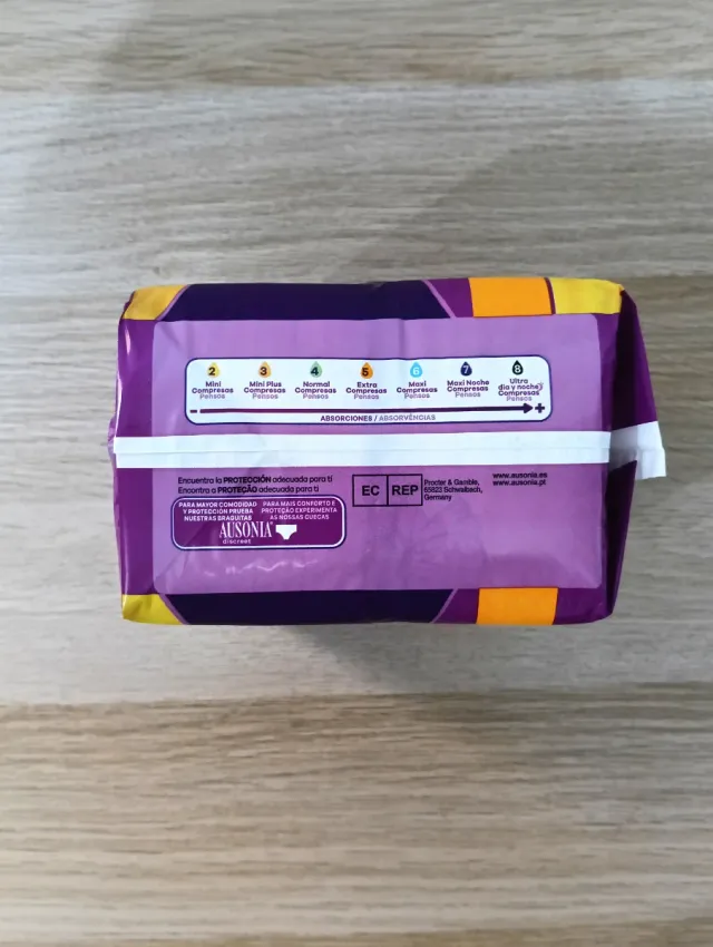 Paquete 20 Compresas Ausonia Discreet.